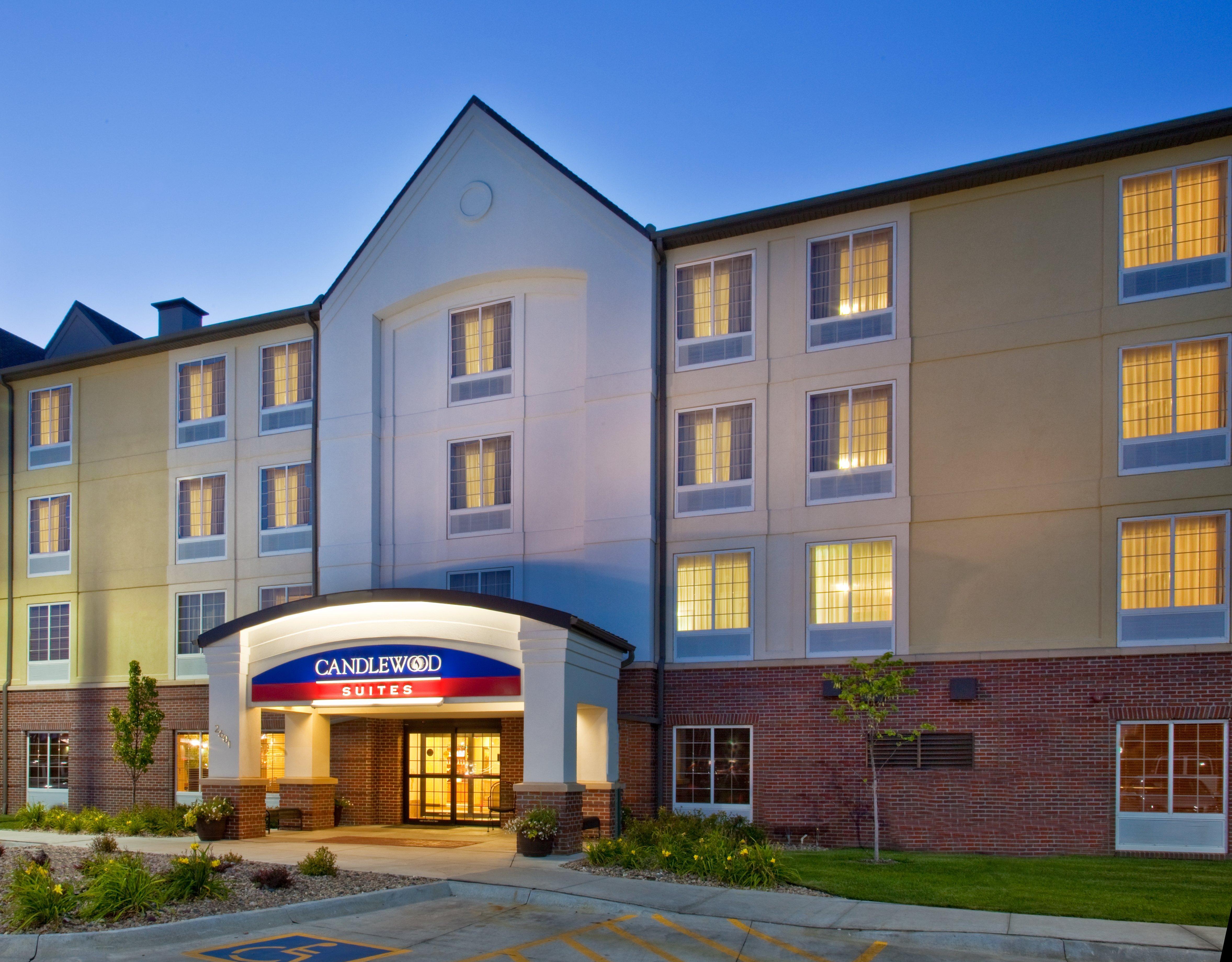 Candlewood Suites Omaha Airport Exterior photo